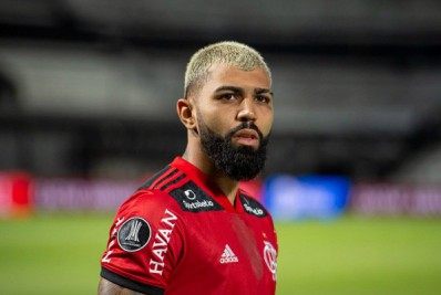 Ex-companheiro de Gabigol afirma que está na hora do atacante do Flamengo retornar à Europa: 'É o momento'