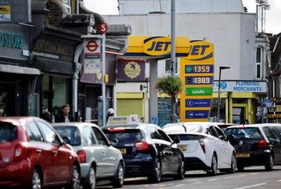 Indústria britânica de combustível nega que a crise no setor esteja diminuindo