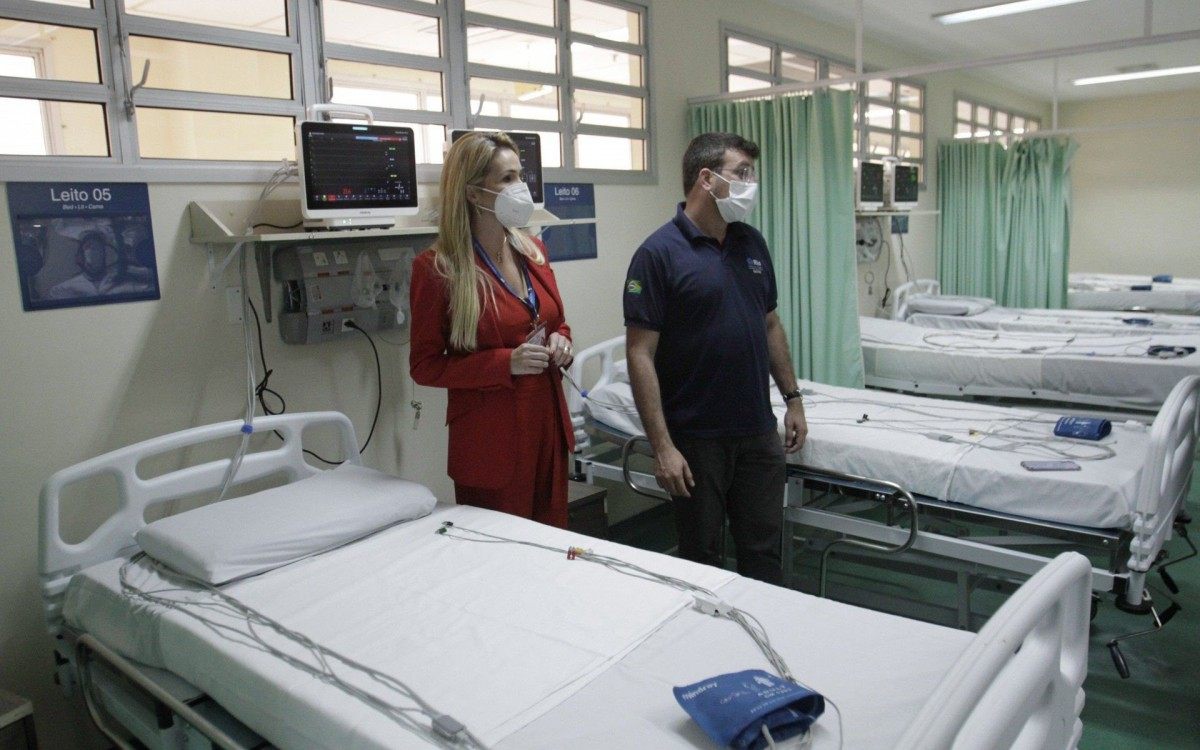 Hospital Municipal Ronaldo Gazolla desmobiliza leitos de Covid,nesta quinta feira (30), na foto Secret&aacute;rio Municipal de Sa&uacute;de Daniel Soranz.