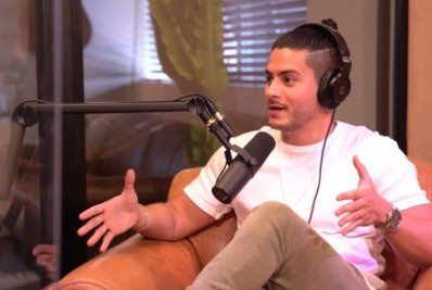 Arthur Aguiar avalia traições: 'Não tinha nenhum motivo para procurar mulher fora do meu casamento'