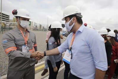 Setor turístico da Costa do Sol pede apoio do Estado para verão 2022 