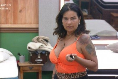 'A Fazenda 13': Solange Gomes se revolta após MC Gui acusá-la de não fazer nada