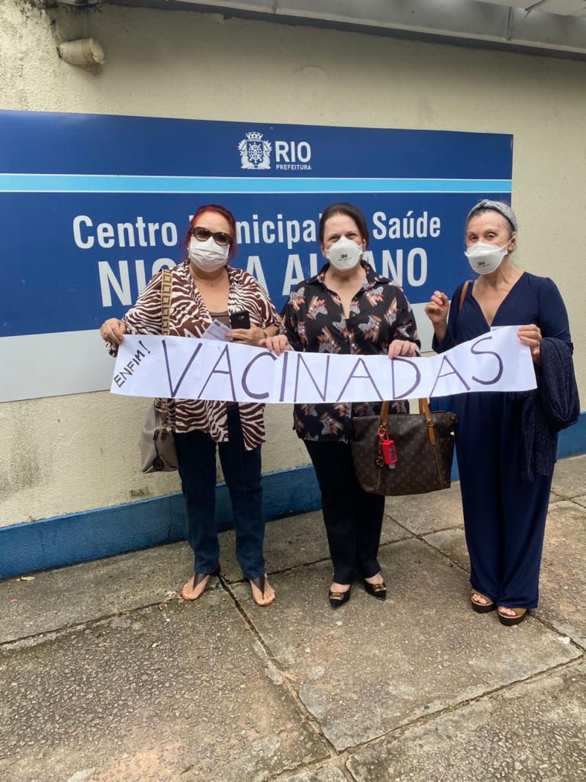 Maria Christina, Concei&ccedil;&atilde;o e Margarida ap&oacute;s a segunda dose: "Enfim, vacinadas" - Arquivo pessoal