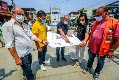Prefeito Waguinho visita bairros e anuncia obras em Belford Roxo