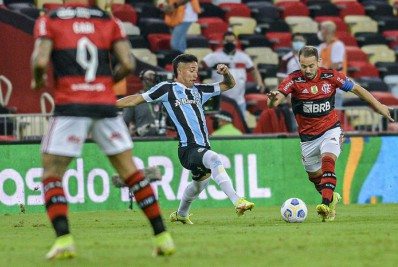 Flamengo é denunciado por cânticos homofóbicos em jogo da Copa do Brasil