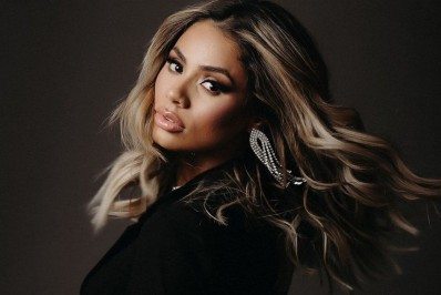 Lexa revela novo visual e anima fãs para novidades: 'Babado'