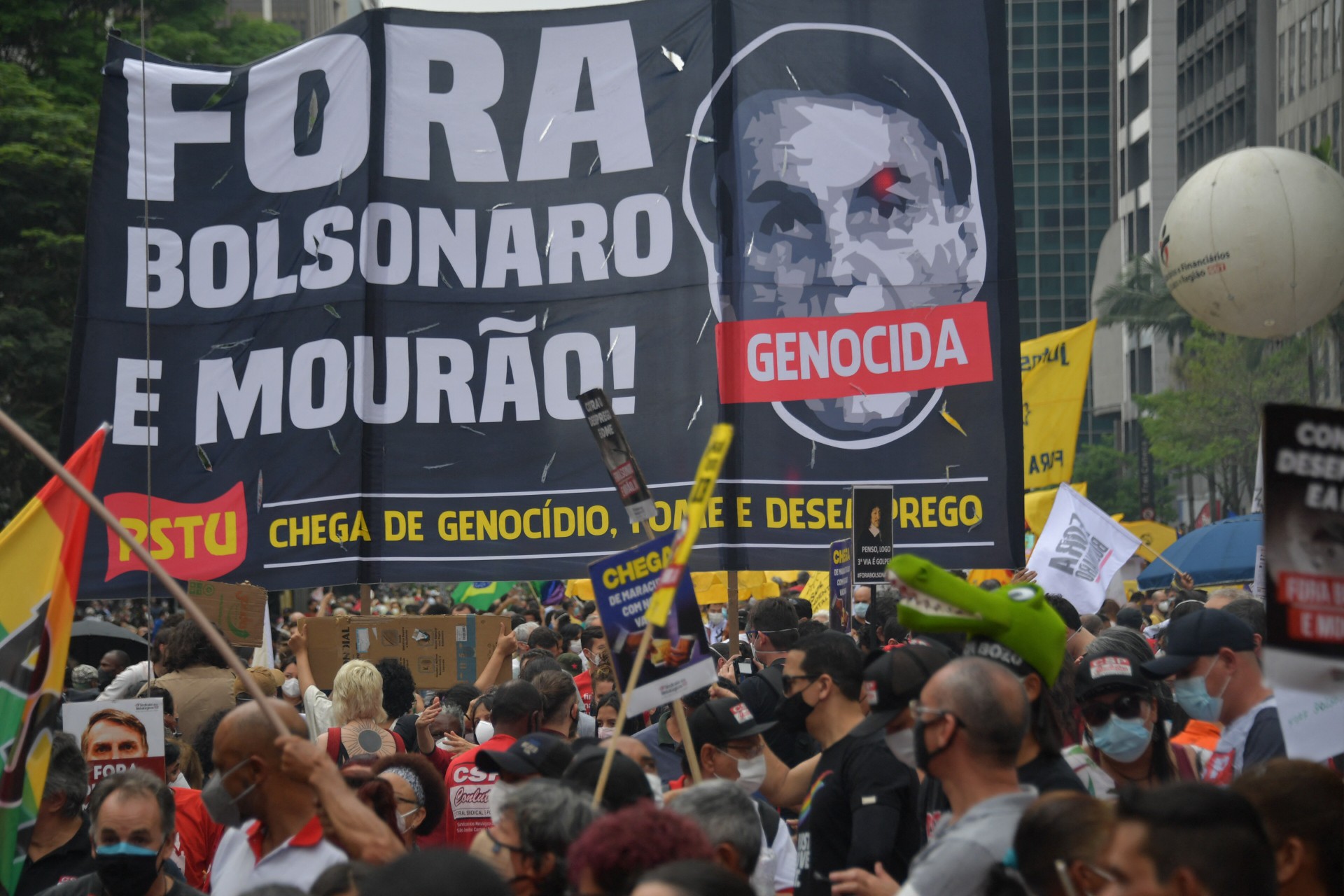 Atos Contra Bolsonaro: Protestos São Realizados Em Ao Menos 94 Cidades ...