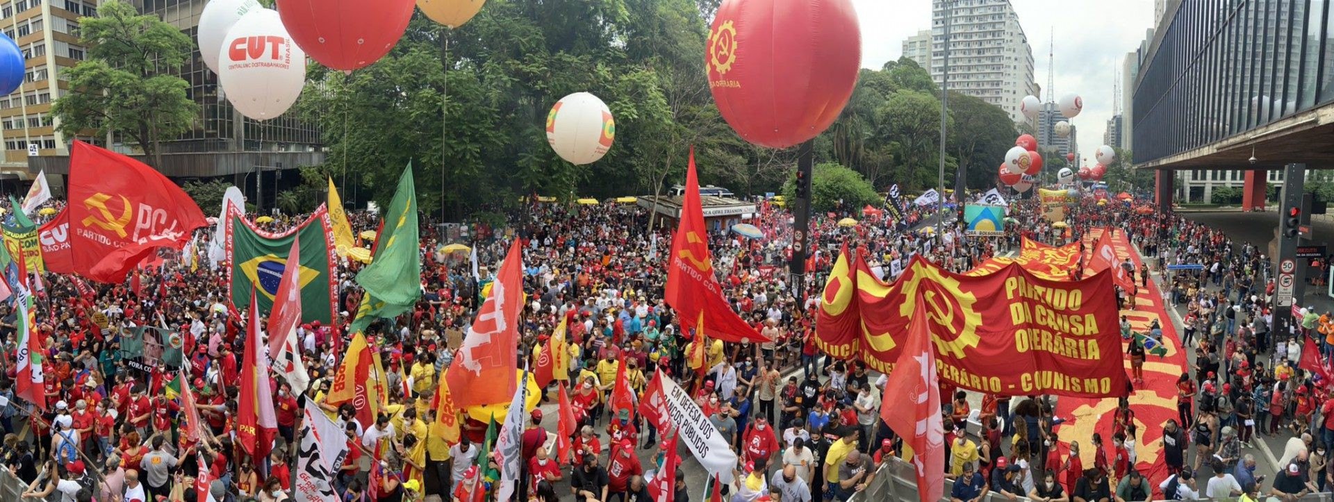 Em SP, manifestantes protestam contra Bolsonaro, preço do gás e alta da inflação
