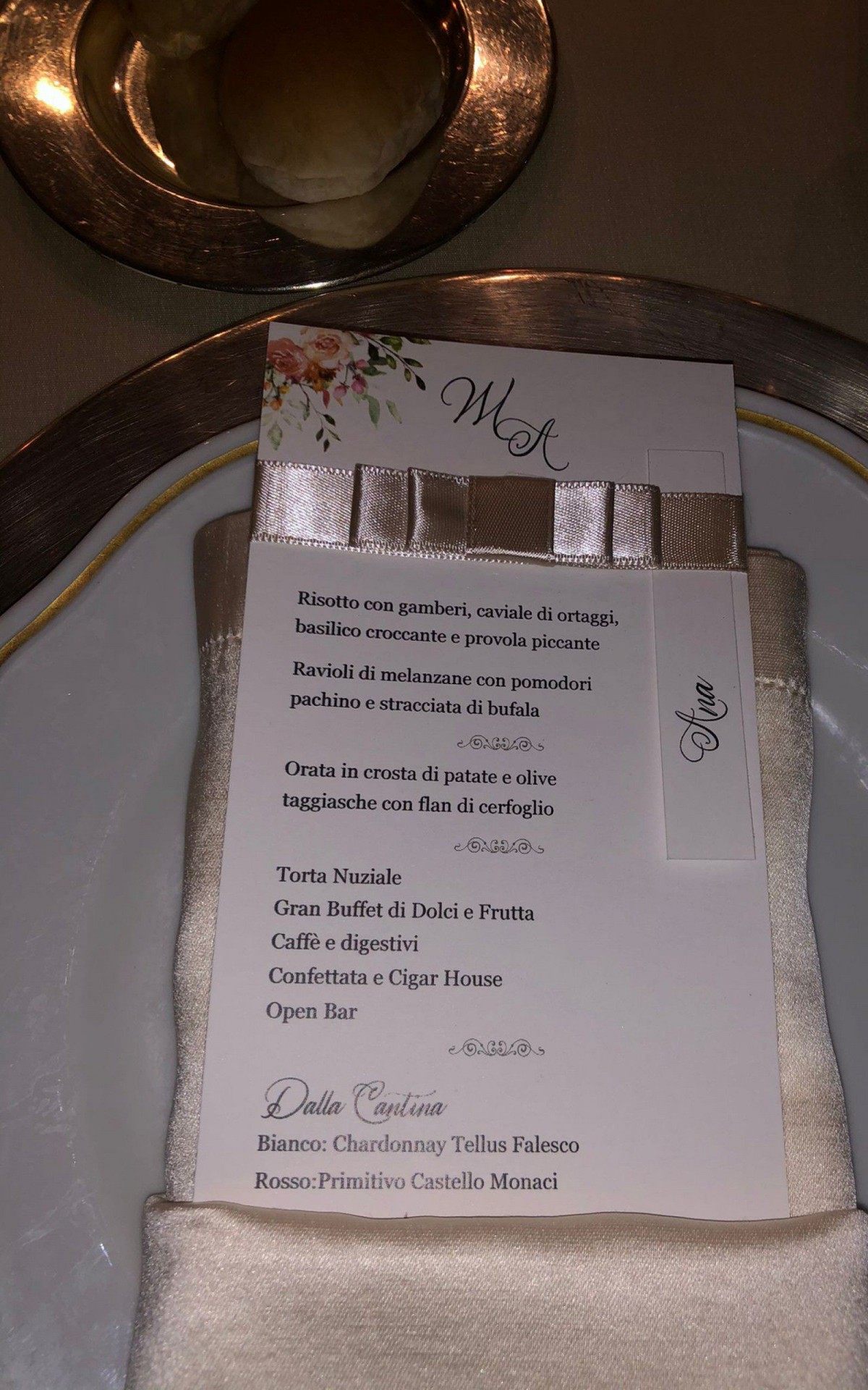 Grávida, Ana Paula Evangelista se casa em castelo de Roma