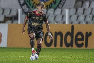 Flamengo terá que gastar mais do que United com CR7 para comprar Andreas Pereira