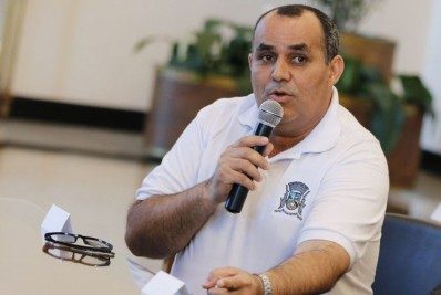 Prefeito de Rio das Ostras suspende pagamento de bonificações aos servidores