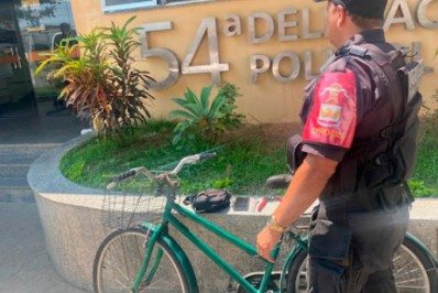 Homem é preso após roubar bicicleta no Centro de Mesquita