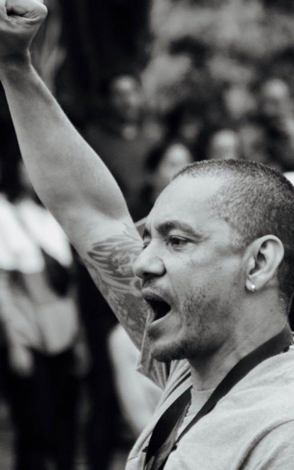 Alexandre Garniz&eacute;, l&iacute;der de bloco carnavalesco, &eacute; alvo de amea&ccedil;as na internet