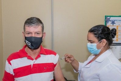 Porto Real inicia aplicação da dose de reforço para idosos e profissionais de saúde