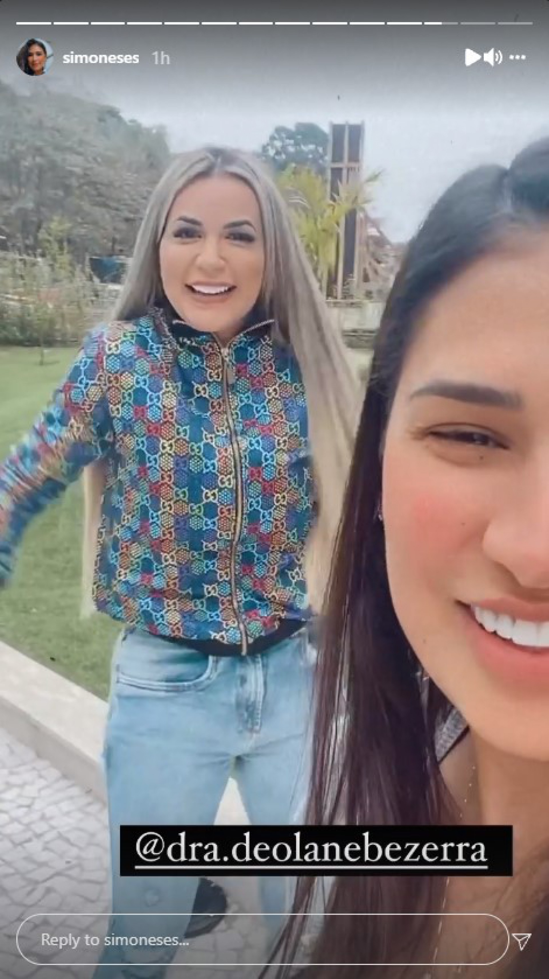 Deolane agora é vizinha da cantora - Reprodução/Instagram