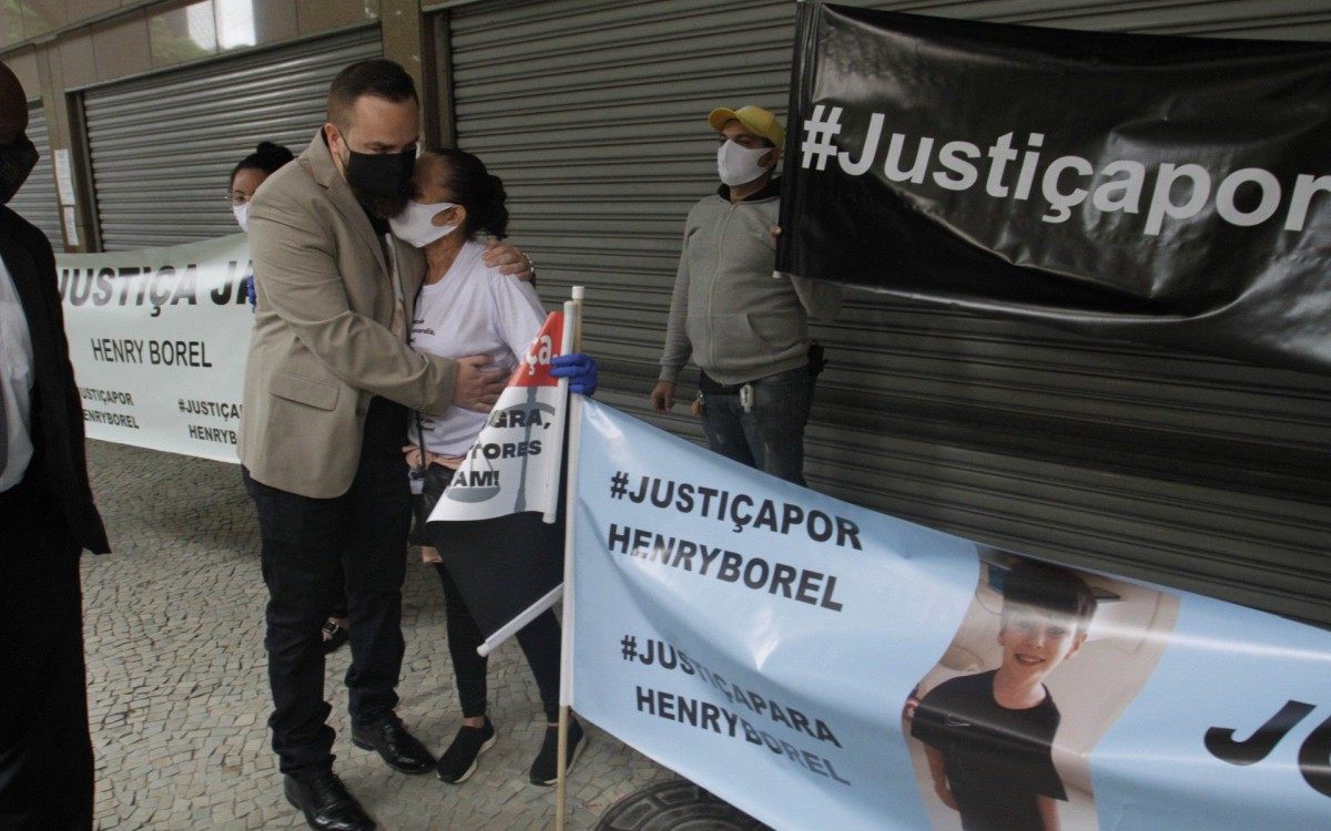  II Tribunal do Juri,no Forum da Capital no centro do Rio de Janeiro, começa a ouvir 12 testemunhas do caso Henry Borel, nesta quarta feira (06), na foto Leniel Borel pai de Henry Borel. - Marcos Porto/Agencia O Dia