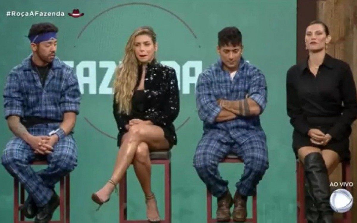 Rico Melqu&iacute;ades, Erika Schneider, Tiago Piquilo e Dayane Mello est&atilde;o na ro&ccedil;a