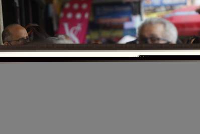 Covid-19: Fiocruz aponta sucessiva queda de casos, óbitos e internações, mas faz alerta 