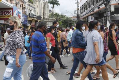 Justiça determina que uso de máscaras volte a ser obrigatório em Duque de Caxias