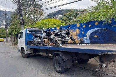 Teresópolis tem operação de fiscalização de motocicletas e veículos de aplicativo