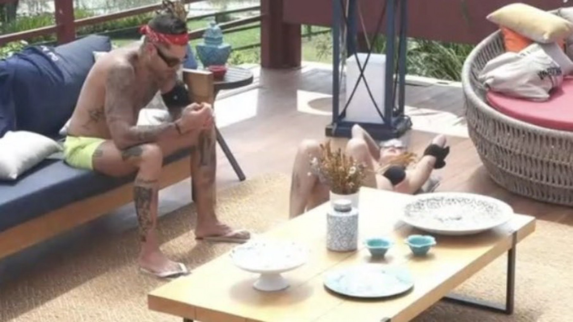 Gui Araújo desafaba com Lary - reprodução de vídeo