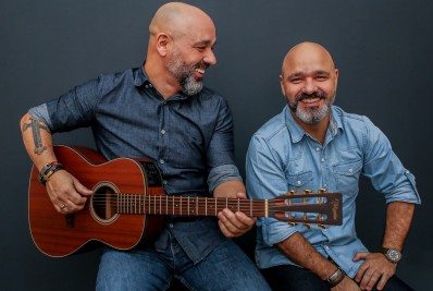 Dupla Fred & Márcio faz live show