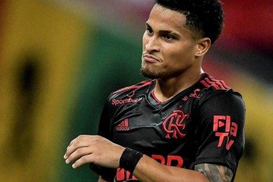 João Gomes é pouco aproveitado por Renato Gaúcho e perde espaço no Flamengo