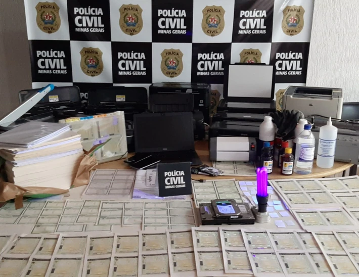 Polícia prende um dos maiores fornecedores de documentos e dinheiro falsos do Brasil