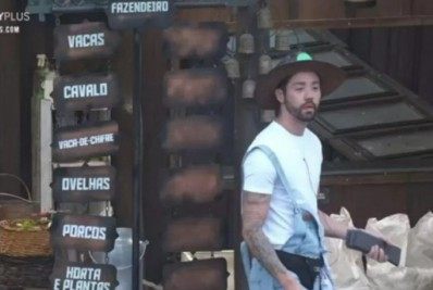 Fazendeiro, Rico distribui tarefas e alfineta Tati e Solange: 'Bora trabalhar'