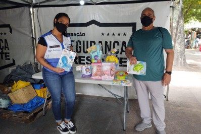 Segurança Presente arrecada brinquedos para o Dia das Crianças
