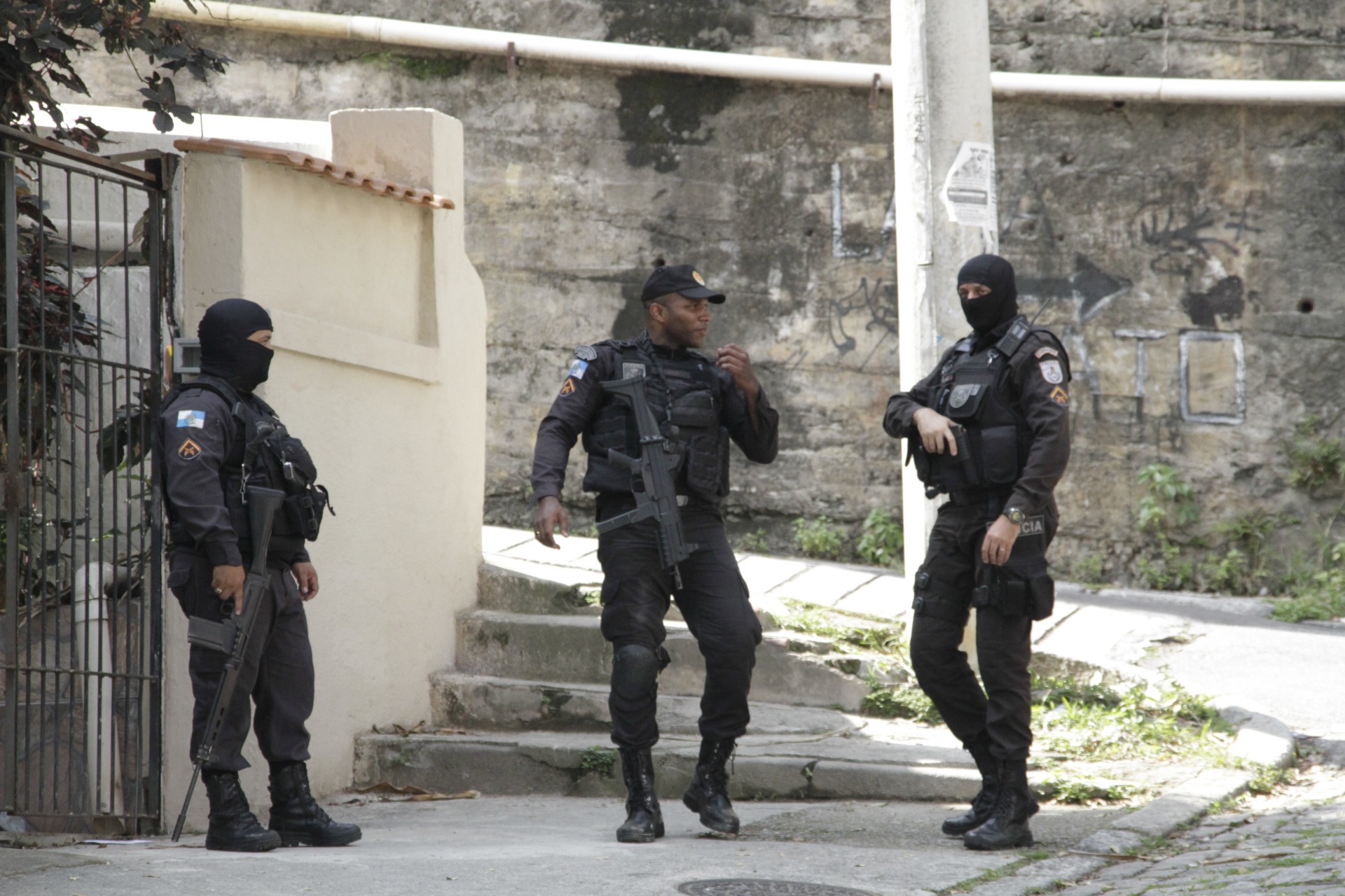Operação da Policia Militar no morro da Formiga, na Tijuca zona norte do Rio de Janeiro,nesta quinta feira (06). - Marcos Porto/Agencia O Dia