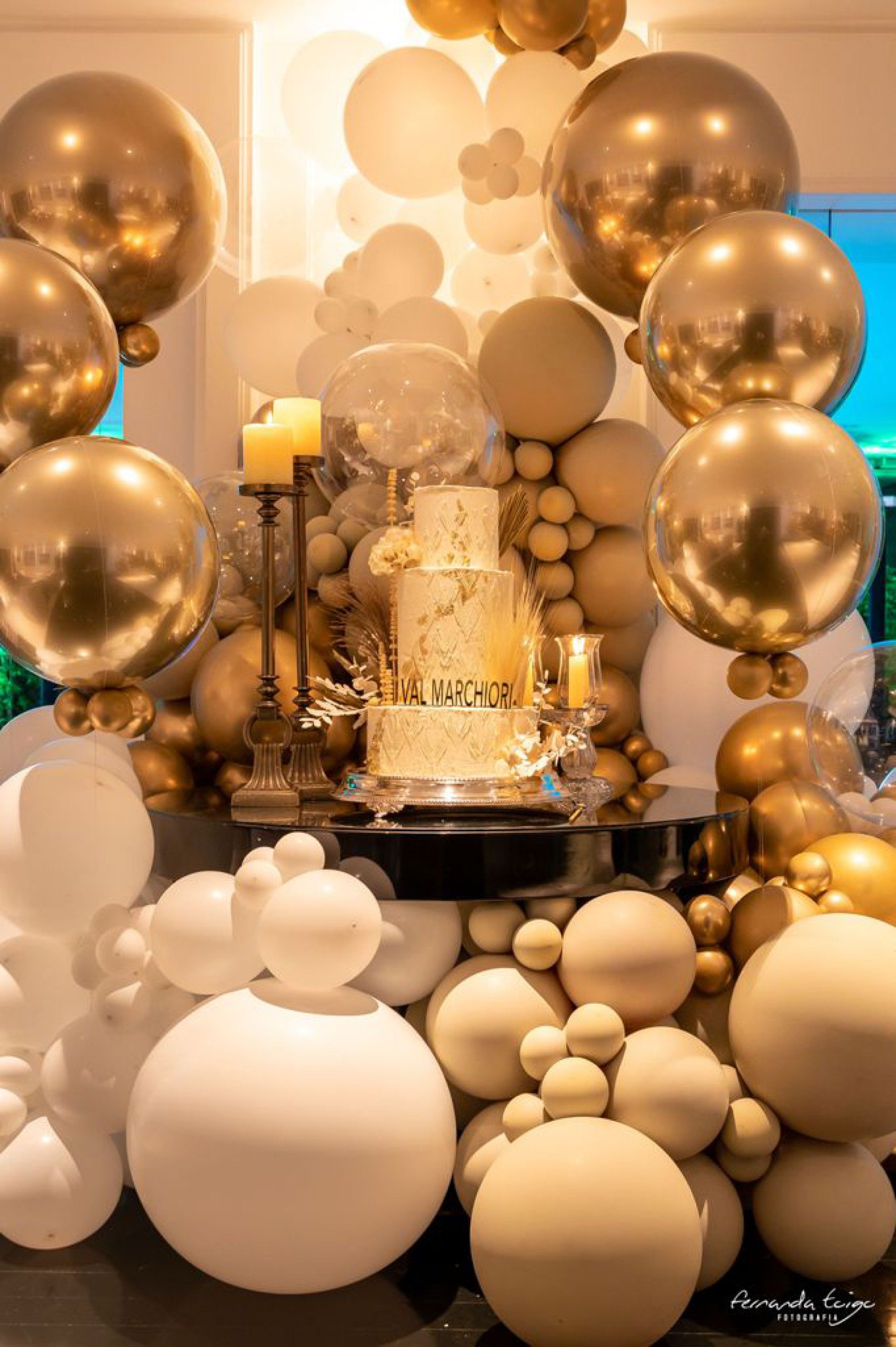 Val Marchiori comemora 47 anos em grande estilo  - FERNANDA TOIGO