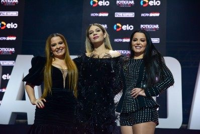 Emocionante! Maraisa mostra conversa com Marília Mendonça horas antes do acidente