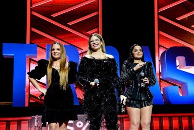 Após polêmica, Maiara e Maraisa falam sobre Marília Mendonça: 'Homenageie do jeito que achar melhor'