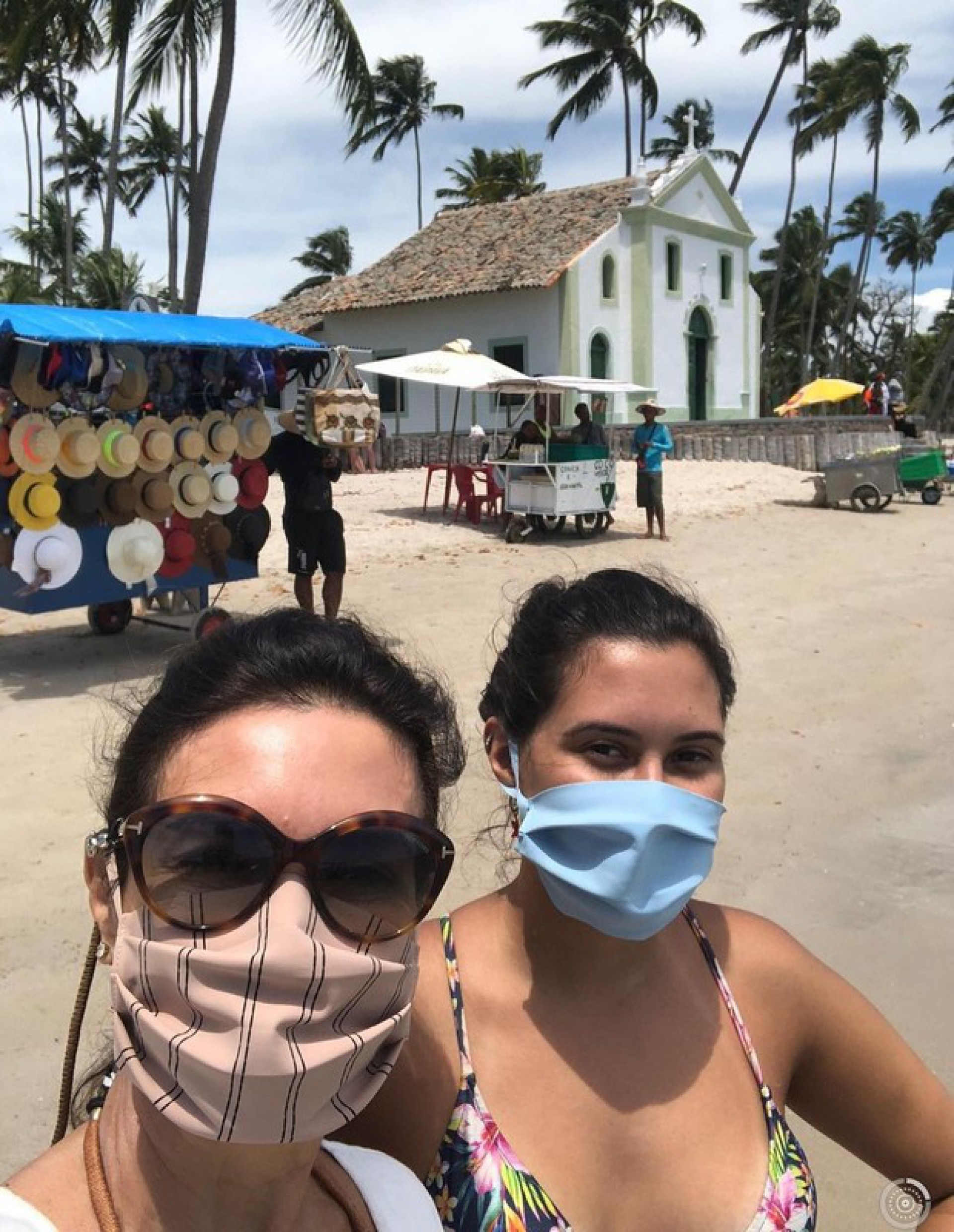 Fátima Bernardes posta fotos com namorado, Túlio Gadelha, e filhos em homenagem ao Dia do Nordestino - Reprodução Internet