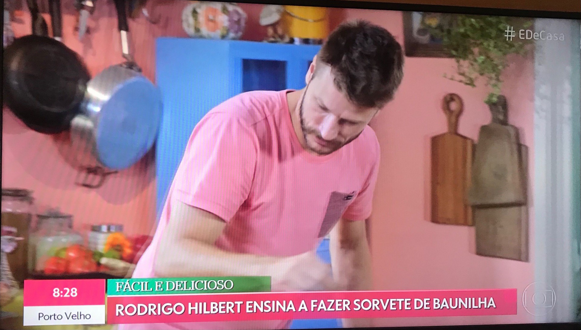 Rodrigo Hilbert e Aline Moraes bombam cozinhando juntos no 'É de Casa', na manhã deste sábado - Reprodução