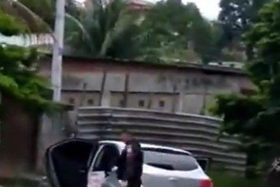 Assaltante morre e outros dois ficam feridos após roubo de brinquedos em loja da Zona Oeste