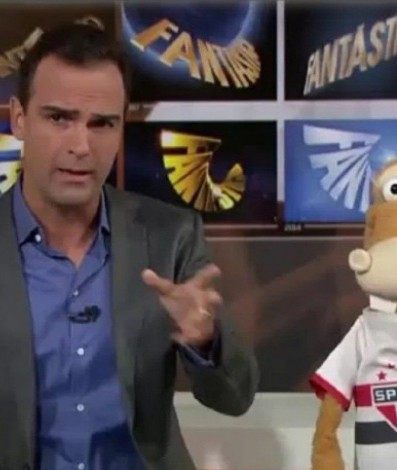 Sa&iacute;da de Tadeu Schmidt do 'Fant&aacute;stico' gera memes - Reprodu&ccedil;&atilde;o