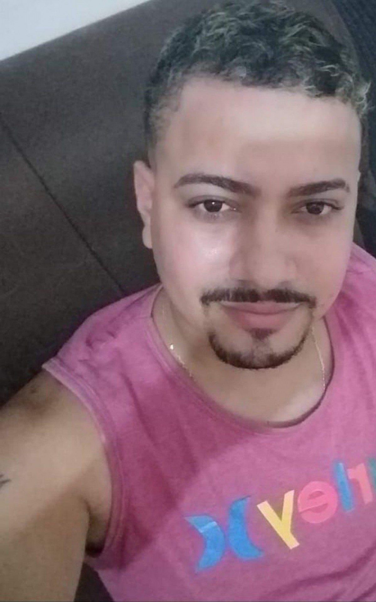 Michel Sabarino de Souza trabalhava com o pai e deixa uma filha de um ano 