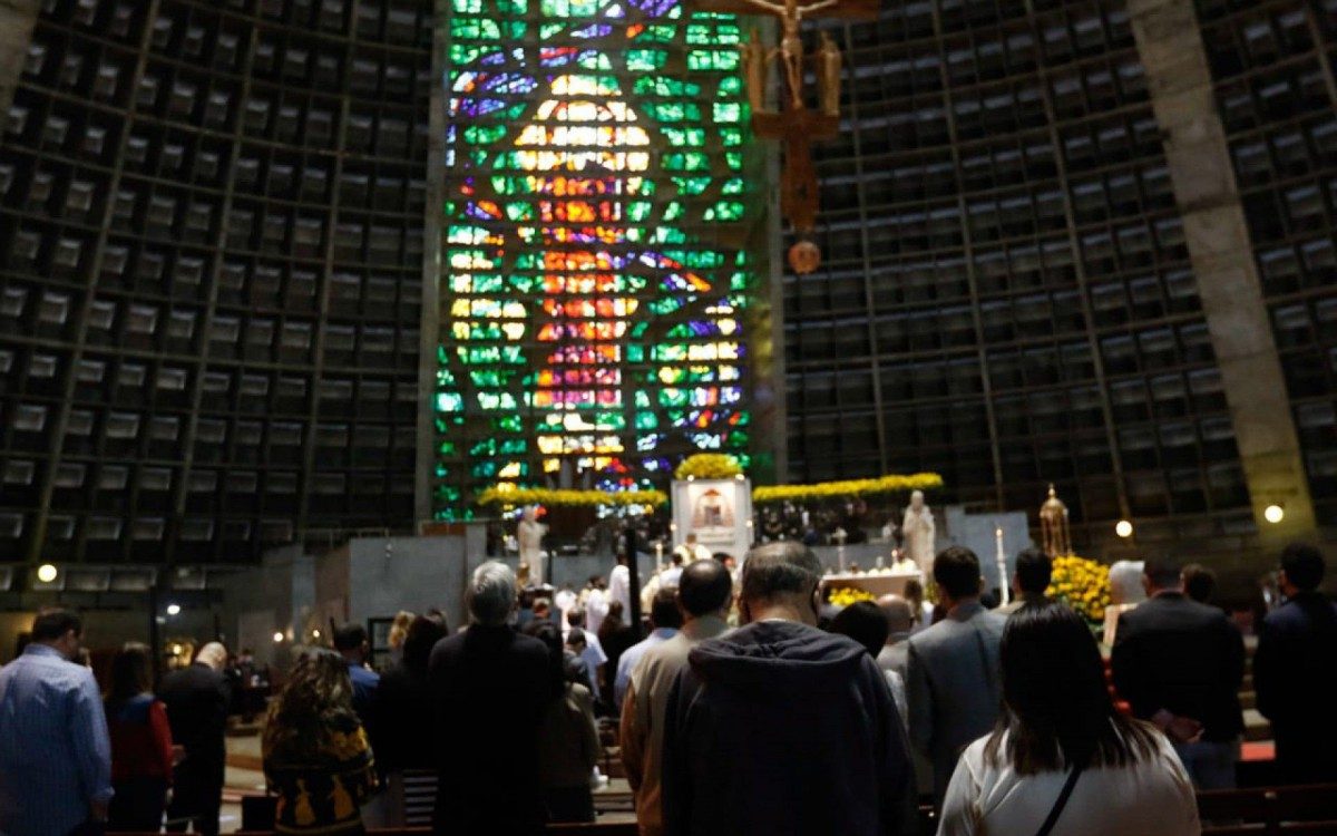 Santa Missa de 90 anos do Cristo Redentor na Catedral Metropolitana