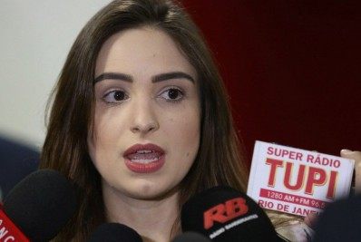 Por que brasileira Patrícia Lélis é procurada por fraudes de US$ 700 mil nos EUA?