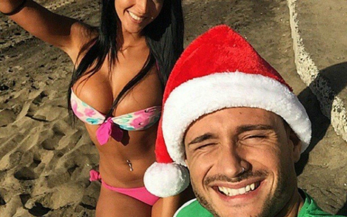  Aurah Ruiz &eacute; namorada do atacante Jes&eacute; Rodr&iacute;guez