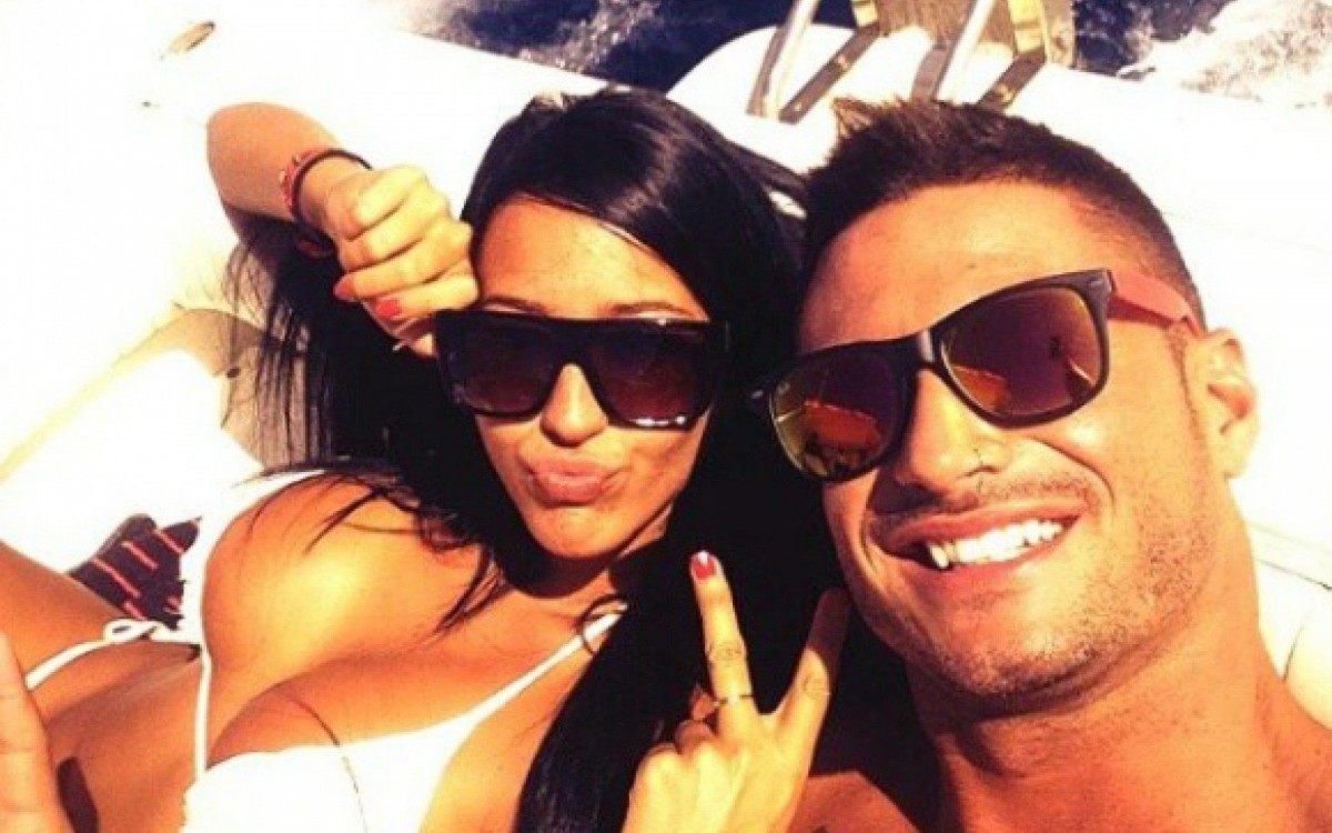  Aurah Ruiz &eacute; namorada do atacante Jes&eacute; Rodr&iacute;guez