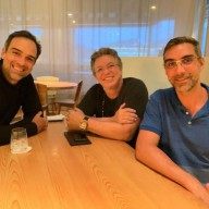 Boninho compartilha foto de reunião com Tadeu Schmidt