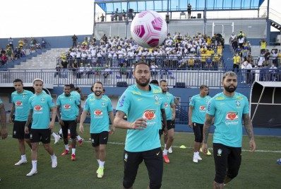 Gabigol deverá ficar como opção do banco de reservas em jogo do Brasil