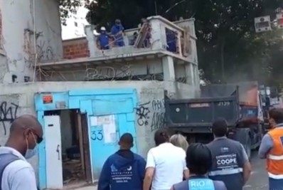 Prefeitura faz operação para demolir obra ilegal na Zona Sul