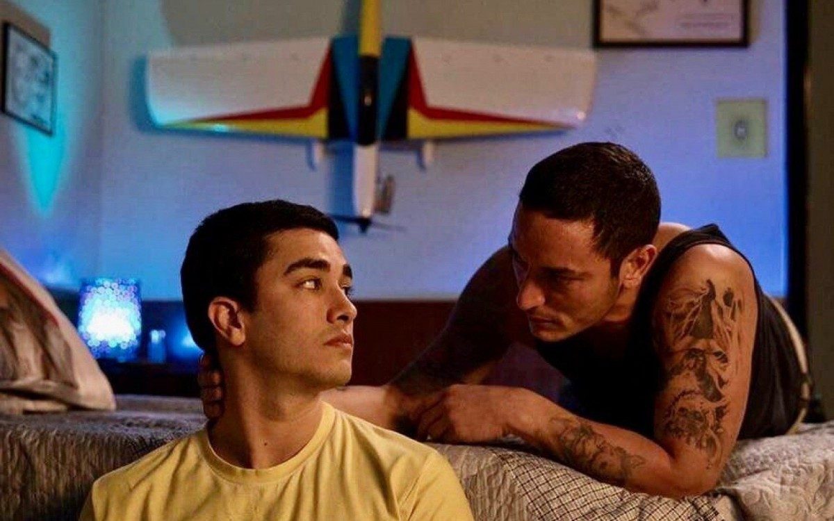 Allan Souza Lima e Leonardo Bittencourt vivem os irmãos Cravinhos nos filmes sobre o caso Richthofen - Divulgação