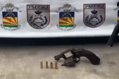 Homem é apreendido por porte ilegal de arma de fogo em Meriti