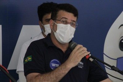 Rio pode acabar com medidas restritivas até o fim de novembro, segundo secretário municipal de Saúde