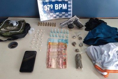 Jovem é preso por tráfico de drogas no Jardim das Acácias